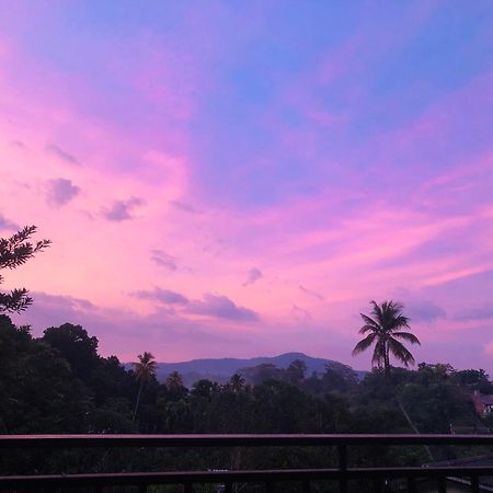 Chathu Holiday Home Kandy Exterior foto
