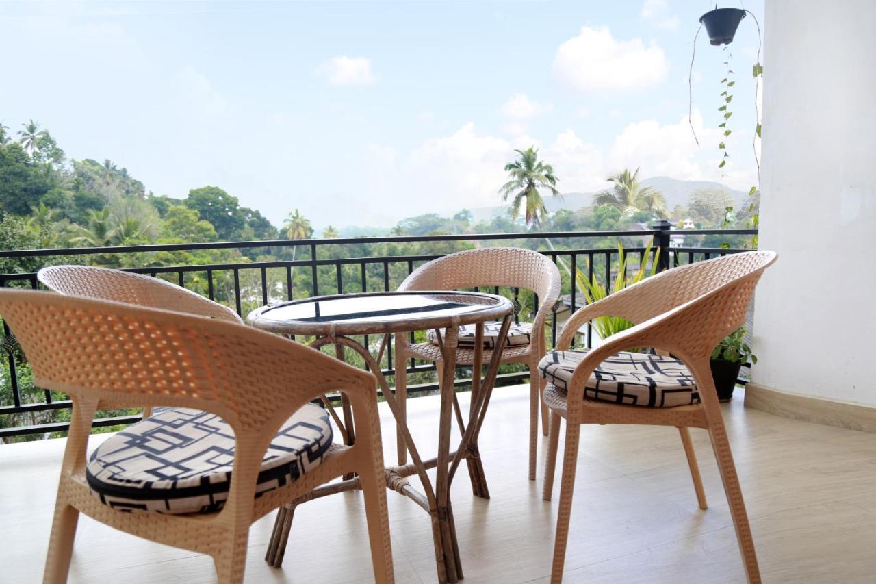 Chathu Holiday Home Kandy Exterior foto
