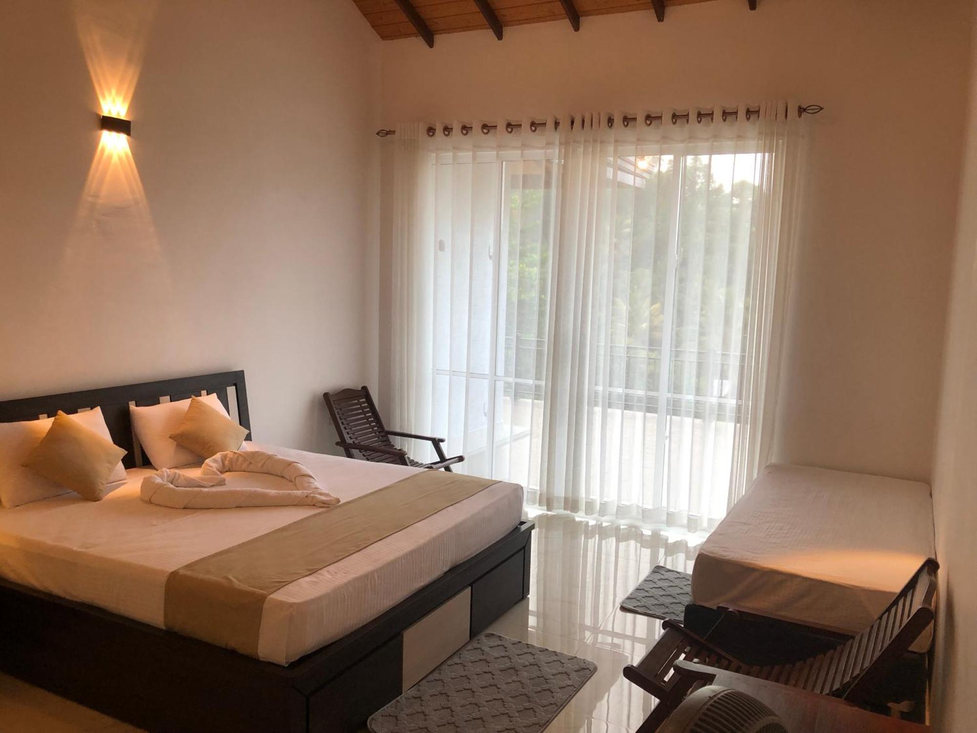 Chathu Holiday Home Kandy Exterior foto